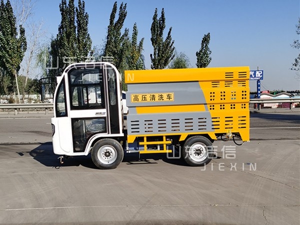 多功能四輪高壓清洗車(chē)特點(diǎn)